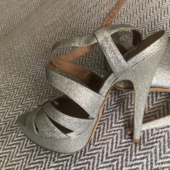 Steve Madden Uptown Silver Glitter Platform Sandals 5.5 Worn Once - Picture 16 of 16